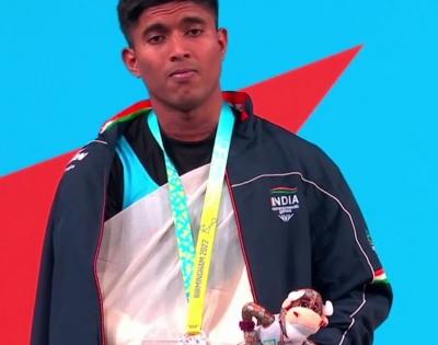 Sanket Mahadev Sargar wins silver in weightlifting; bags India's first medal in Commonwealth Games 2022 | Sanket Mahadev Sargar wins silver in weightlifting; bags India's first medal in Commonwealth Games 2022