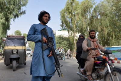 Female doctor's home stormed by Taliban fighters | Female doctor's home stormed by Taliban fighters