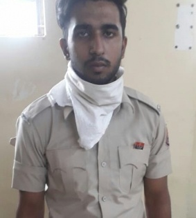 Delhi: Man held for posing as cop, issuing Covid norm violation challans | Delhi: Man held for posing as cop, issuing Covid norm violation challans