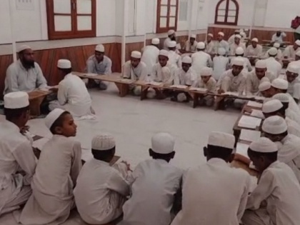 Madrasa students to get uniforms soon in UP | Madrasa students to get uniforms soon in UP