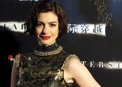 Anne Hathaway enjoys low-key baby shower | Anne Hathaway enjoys low-key baby shower