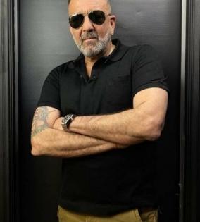 Sanjay Dutt wants Rajkumar Hirani to make 'Munna Bhai 3' | Sanjay Dutt wants Rajkumar Hirani to make 'Munna Bhai 3' Sanjay Dutt wants Rajkumar Hirani to make 'Munna Bhai 3' | Sanjay Dutt wants Rajkumar Hirani to make 'Munna Bhai 3'