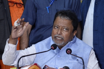 Will decide action after studying Calcutta HC’s order striking down Mukul Roy’s MLA status: Bengal Assembly Speaker | Will decide action after studying Calcutta HC’s order striking down Mukul Roy’s MLA status: Bengal Assembly Speaker Will decide action after studying Calcutta HC’s order striking down Mukul Roy’s MLA status: Bengal Assembly Speaker | Will decide action after studying Calcutta HC’s order striking down Mukul Roy’s MLA status: Bengal Assembly Speaker