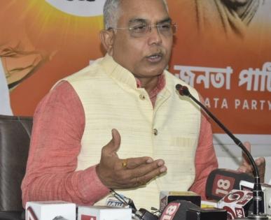 Bengal BJP divided over demand of division of state | Bengal BJP divided over demand of division of state