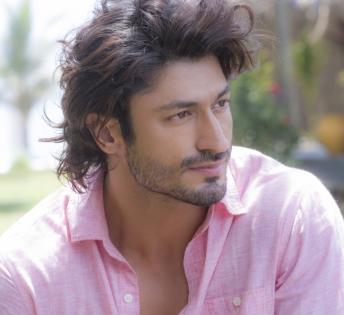 Vidyut Jammwal reveals secret of his upper body strength | Vidyut Jammwal reveals secret of his upper body strength Vidyut Jammwal reveals secret of his upper body strength | Vidyut Jammwal reveals secret of his upper body strength