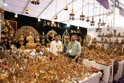 Visitors throng CII Chandigarh Fair | Visitors throng CII Chandigarh Fair