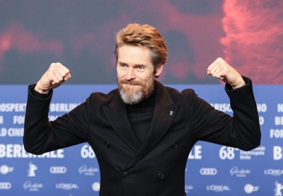 Willem Dafoe finds it hard to bond with Robert Pattinson | Willem Dafoe finds it hard to bond with Robert Pattinson