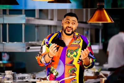 Rapper Badshah flaunts his culinary skills on 'Star vs Food Season 2' | Rapper Badshah flaunts his culinary skills on 'Star vs Food Season 2'