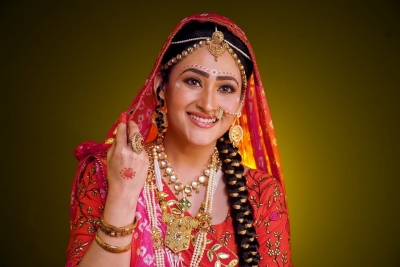 Aditi Sajwan grateful as 'Haathi Ghoda Paalki...' completes 100 episodes | Aditi Sajwan grateful as 'Haathi Ghoda Paalki...' completes 100 episodes Aditi Sajwan grateful as 'Haathi Ghoda Paalki...' completes 100 episodes | Aditi Sajwan grateful as 'Haathi Ghoda Paalki...' completes 100 episodes