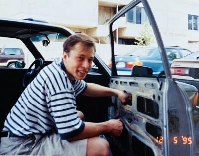 Here are Elon Musk's top 5 quirkiest tweets of 2019 | Here are Elon Musk's top 5 quirkiest tweets of 2019 Here are Elon Musk's top 5 quirkiest tweets of 2019 | Here are Elon Musk's top 5 quirkiest tweets of 2019