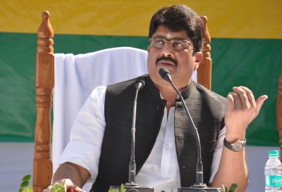 UP: Raja Bhaiyya's father to be released from house arrest | UP: Raja Bhaiyya's father to be released from house arrest