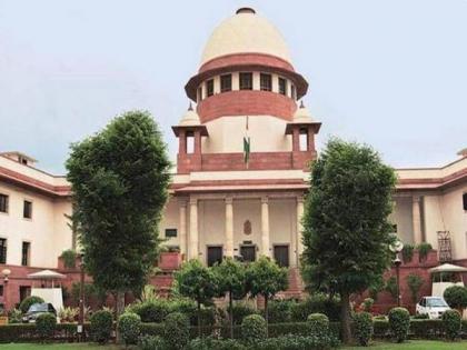 SC issues notice to Centre on plea seeking repatriation of Indian Army officers detained by Pakistan | SC issues notice to Centre on plea seeking repatriation of Indian Army officers detained by Pakistan