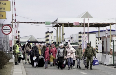 Over 1 mn refugees leave Ukraine for Poland | Over 1 mn refugees leave Ukraine for Poland