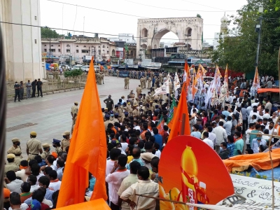 Devotees throng temple at Charminar on Diwali | Devotees throng temple at Charminar on Diwali Devotees throng temple at Charminar on Diwali | Devotees throng temple at Charminar on Diwali