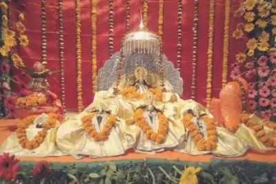 Ram Lalla gets blankets, blowers as mercury dips in Ayodhya | Ram Lalla gets blankets, blowers as mercury dips in Ayodhya