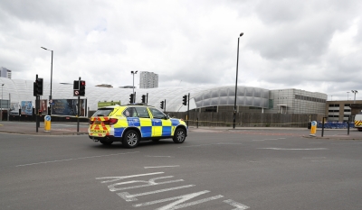 UK: Two killed, several injured in mass stabbing near Manchester synagogue | UK: Two killed, several injured in mass stabbing near Manchester synagogue