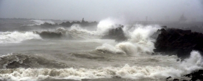 IMD red alert for Andhra coast in view of Severe Cyclonic Storm 'Asani' | IMD red alert for Andhra coast in view of Severe Cyclonic Storm 'Asani'