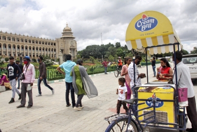 Karnataka slashes fines for violating Covid guidelines | Karnataka slashes fines for violating Covid guidelines Karnataka slashes fines for violating Covid guidelines | Karnataka slashes fines for violating Covid guidelines