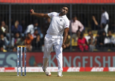 Off-the-field 'doosra': Ashwin lashes out at pitch critics | Off-the-field 'doosra': Ashwin lashes out at pitch critics