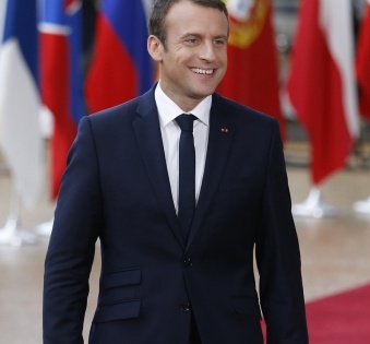 Macron announces to postpone easing anti-Covid measures | Macron announces to postpone easing anti-Covid measures
