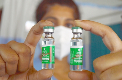 'India has provided more vax globally than inoculating own citizens' | 'India has provided more vax globally than inoculating own citizens'