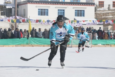 Himachal CM opens ice hockey summit at India's highest rink | Himachal CM opens ice hockey summit at India's highest rink