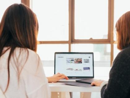 Australia's gender pay gap falls to new low | Australia's gender pay gap falls to new low Australia's gender pay gap falls to new low | Australia's gender pay gap falls to new low