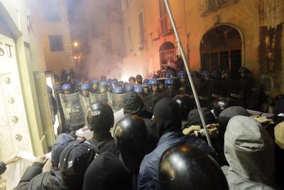 Far-right Rome protest turns briefly violent | Far-right Rome protest turns briefly violent