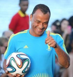 Hard to pick between Messi & Ronaldo: Cafu | Hard to pick between Messi & Ronaldo: Cafu Hard to pick between Messi & Ronaldo: Cafu | Hard to pick between Messi & Ronaldo: Cafu