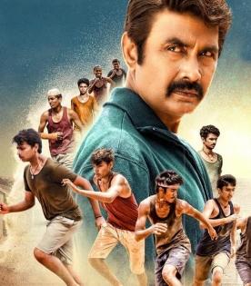 Kannada kho-kho film 'Guru Shishyaru' makers thank audiences | Kannada kho-kho film 'Guru Shishyaru' makers thank audiences Kannada kho-kho film 'Guru Shishyaru' makers thank audiences | Kannada kho-kho film 'Guru Shishyaru' makers thank audiences