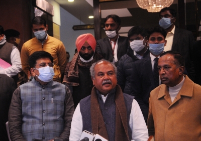 Govt, farmers agree on 2 out of 4 issues, next meet on Jan 4 | Govt, farmers agree on 2 out of 4 issues, next meet on Jan 4 Govt, farmers agree on 2 out of 4 issues, next meet on Jan 4 | Govt, farmers agree on 2 out of 4 issues, next meet on Jan 4