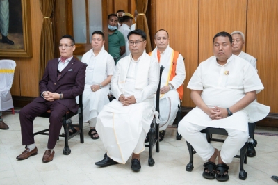 Manipur CM expands cabinet, inducts 6 more ministers | Manipur CM expands cabinet, inducts 6 more ministers