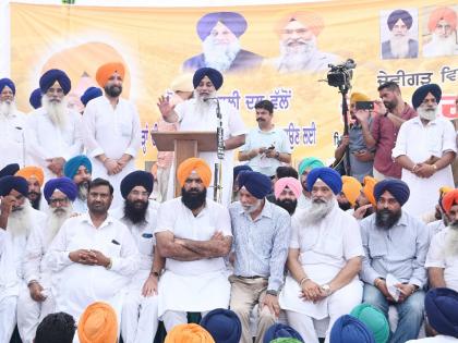 Don’t let AAP men enter villages till farmers get relief: Sukhbir Badal | Don’t let AAP men enter villages till farmers get relief: Sukhbir Badal Don’t let AAP men enter villages till farmers get relief: Sukhbir Badal | Don’t let AAP men enter villages till farmers get relief: Sukhbir Badal