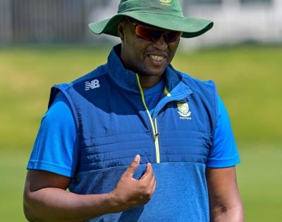 CSA extends Hilton Moreeng contract as women's Head coach till T20 World Cup | CSA extends Hilton Moreeng contract as women's Head coach till T20 World Cup