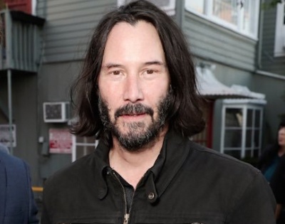 Keanu Reeves offers virtual date for charity | Keanu Reeves offers virtual date for charity