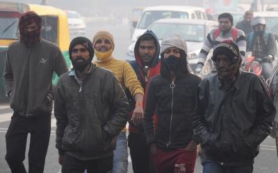 Delhi's minimum temperature drops to 3 degrees | Delhi's minimum temperature drops to 3 degrees Delhi's minimum temperature drops to 3 degrees | Delhi's minimum temperature drops to 3 degrees