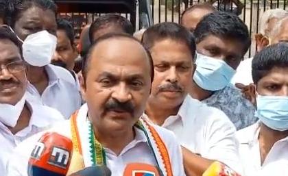 Extravagance, no steps for revenue collection led to Kerala financial breakdown: Opposition | Extravagance, no steps for revenue collection led to Kerala financial breakdown: Opposition Extravagance, no steps for revenue collection led to Kerala financial breakdown: Opposition | Extravagance, no steps for revenue collection led to Kerala financial breakdown: Opposition
