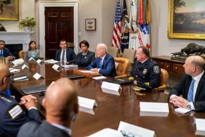 Biden discusses gun violence at WH meeting | Biden discusses gun violence at WH meeting