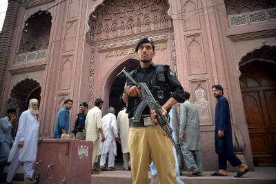 7 killed, 123 hurt in Peshawar madrasa blast | 7 killed, 123 hurt in Peshawar madrasa blast