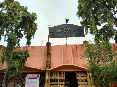 Morbi councillors oppose Guj govt's move to supersede nagarpalika | Morbi councillors oppose Guj govt's move to supersede nagarpalika Morbi councillors oppose Guj govt's move to supersede nagarpalika | Morbi councillors oppose Guj govt's move to supersede nagarpalika