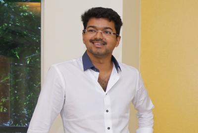 Income Tax officials at actor Vijay's residence once again | Income Tax officials at actor Vijay's residence once again Income Tax officials at actor Vijay's residence once again | Income Tax officials at actor Vijay's residence once again