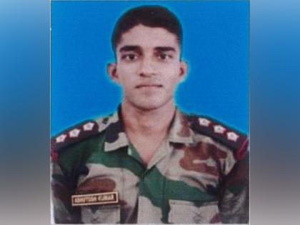 Six army personnel including Captain Ashutosh Kumar to be conferred with Shaurya Chakra on independence day | Six army personnel including Captain Ashutosh Kumar to be conferred with Shaurya Chakra on independence day Six army personnel including Captain Ashutosh Kumar to be conferred with Shaurya Chakra on independence day | Six army personnel including Captain Ashutosh Kumar to be conferred with Shaurya Chakra on independence day
