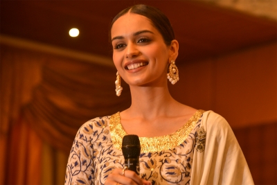 Manushi Chhillar: Painting helps me calm my mind | Manushi Chhillar: Painting helps me calm my mind