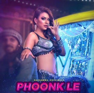 Nia Sharma grooves to peppy track 'Phoonk Le' | Nia Sharma grooves to peppy track 'Phoonk Le'