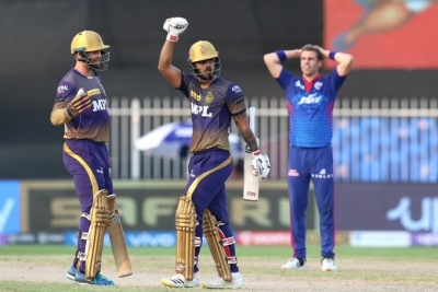 Narine, Rana help KKR prevail over Delhi, move to 10 points | Narine, Rana help KKR prevail over Delhi, move to 10 points