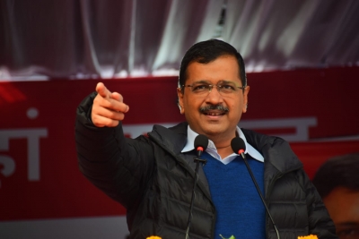 Kejriwal promises free bus rides for students | Kejriwal promises free bus rides for students