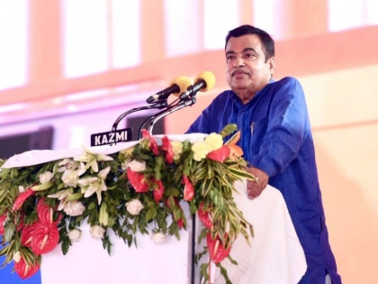 Gadkari launches, lays foundation for projects worth Rs 3,835 in Hry | Gadkari launches, lays foundation for projects worth Rs 3,835 in Hry