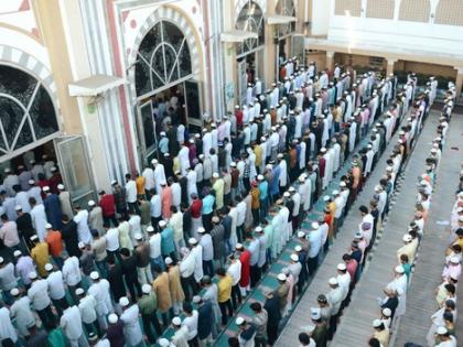Telangana to allow Muslim employees to leave offices early during Ramzan | Telangana to allow Muslim employees to leave offices early during Ramzan Telangana to allow Muslim employees to leave offices early during Ramzan | Telangana to allow Muslim employees to leave offices early during Ramzan