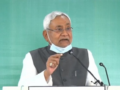 Nitish urges Opposition to support Kejriwal, Tejashwi says BJP trying to change Constitution | Nitish urges Opposition to support Kejriwal, Tejashwi says BJP trying to change Constitution