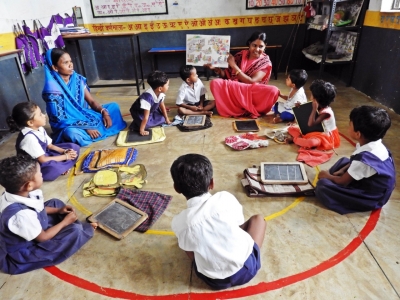 UP Anganwadi schools get preschool kits | UP Anganwadi schools get preschool kits